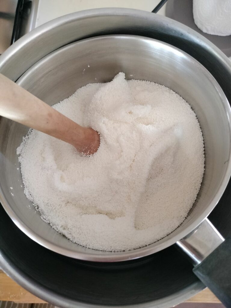 Faire fondre au bain-marie