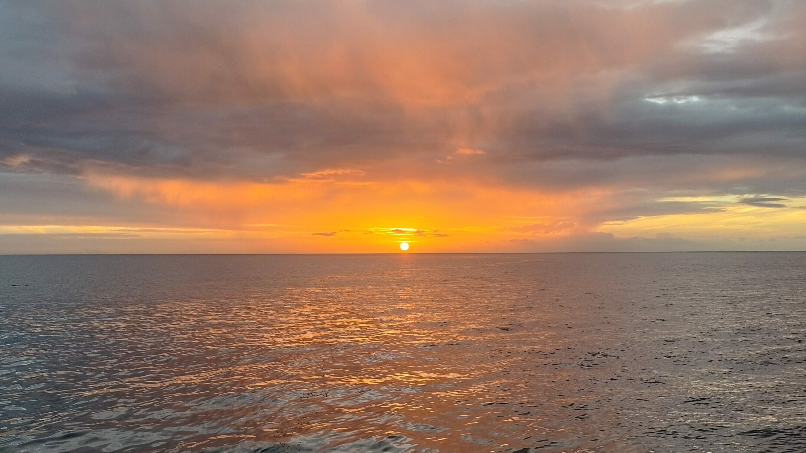 coucher de soleil sur la mer