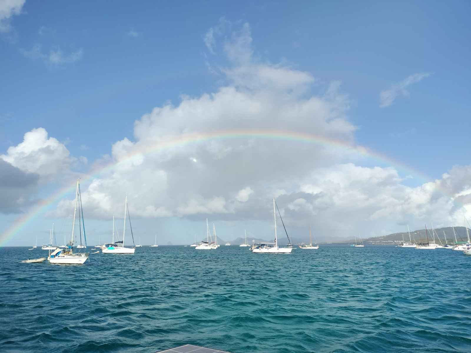 Vivre en voilier en famille au mouillage